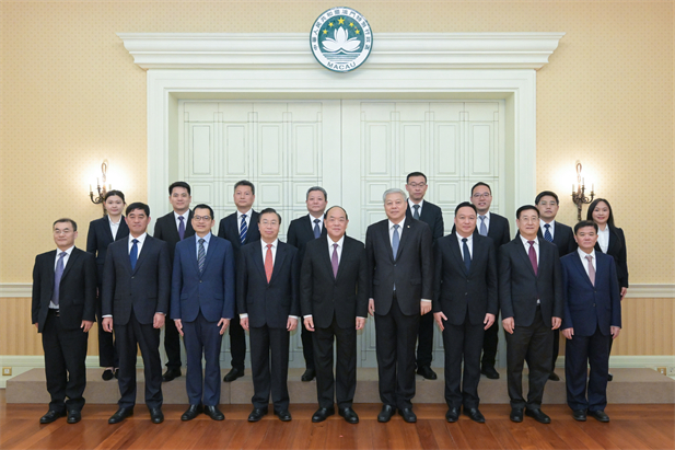 2024年2月26日，澳门特区行政长官贺一诚会见国药集团党委书记、董事长刘敬桢一行，双方就推动大健康产业发展、横琴粤澳深度合作区建设等议题交换意见-2.jpg