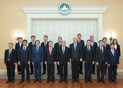2024年2月26日，澳门特区行政长官贺一诚会见国药集团党委书记、董事长刘敬桢一行，双方就推动大健康产业发展、横琴粤澳深度合作区建设等议题交换意见